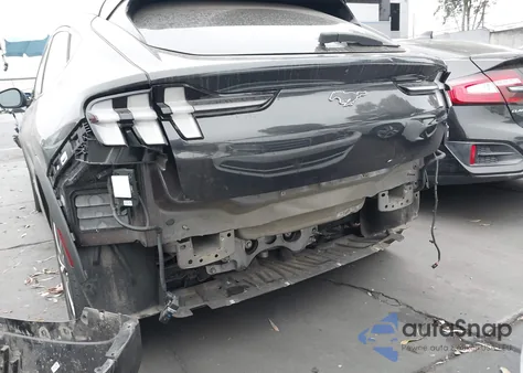 2022 Ford Mustang Mach-E Select z USA, uszkodzony, nr VIN 3FMTK1RM0NMA17383